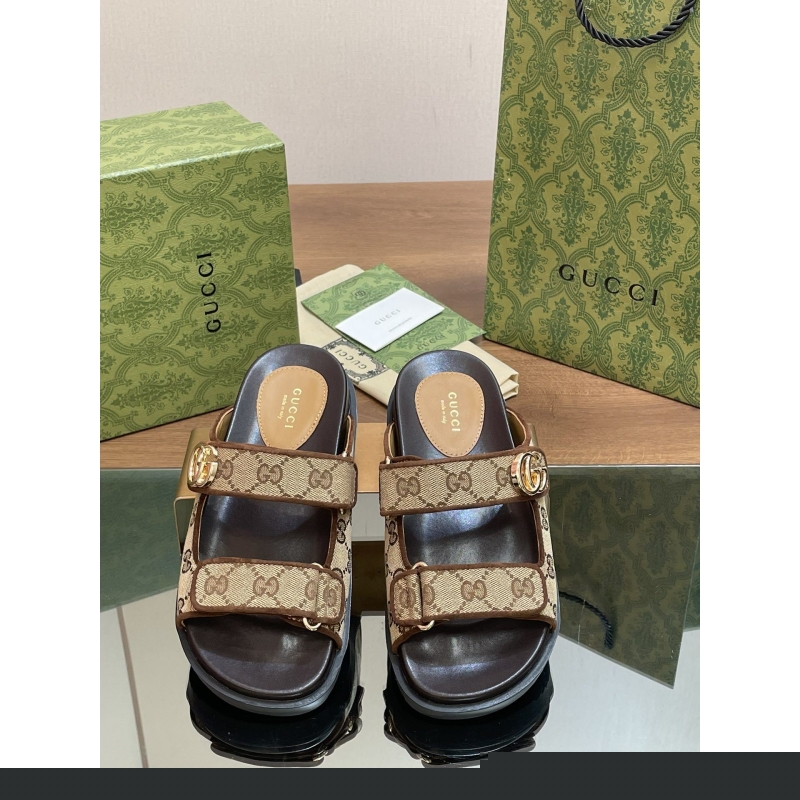 G*u*i slippers